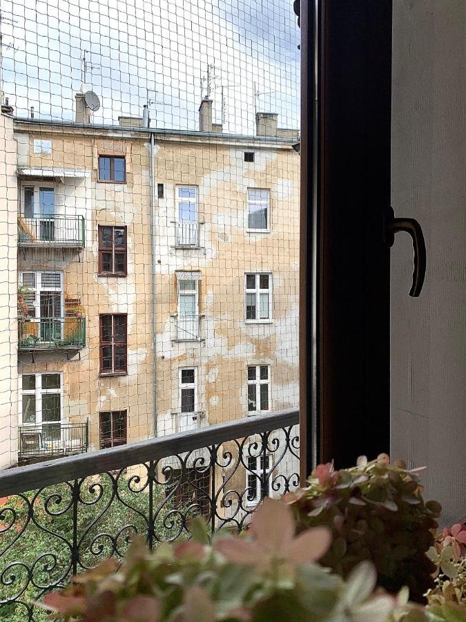 Black Velvet Apartment Krasków Exterior foto